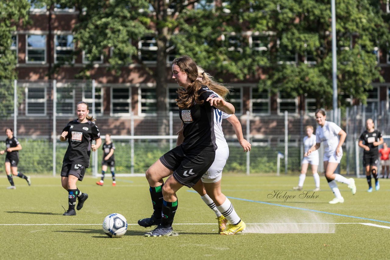 Bild 127 - wBJ Alstertal-Langenhorn - SV Henstedt-Ulzburg : Ergebnis: 4:1